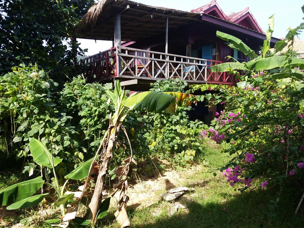 白马市 Khmer House Bungalow酒店 外观 照片