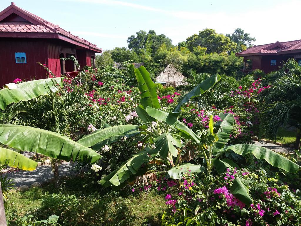 白马市 Khmer House Bungalow酒店 外观 照片